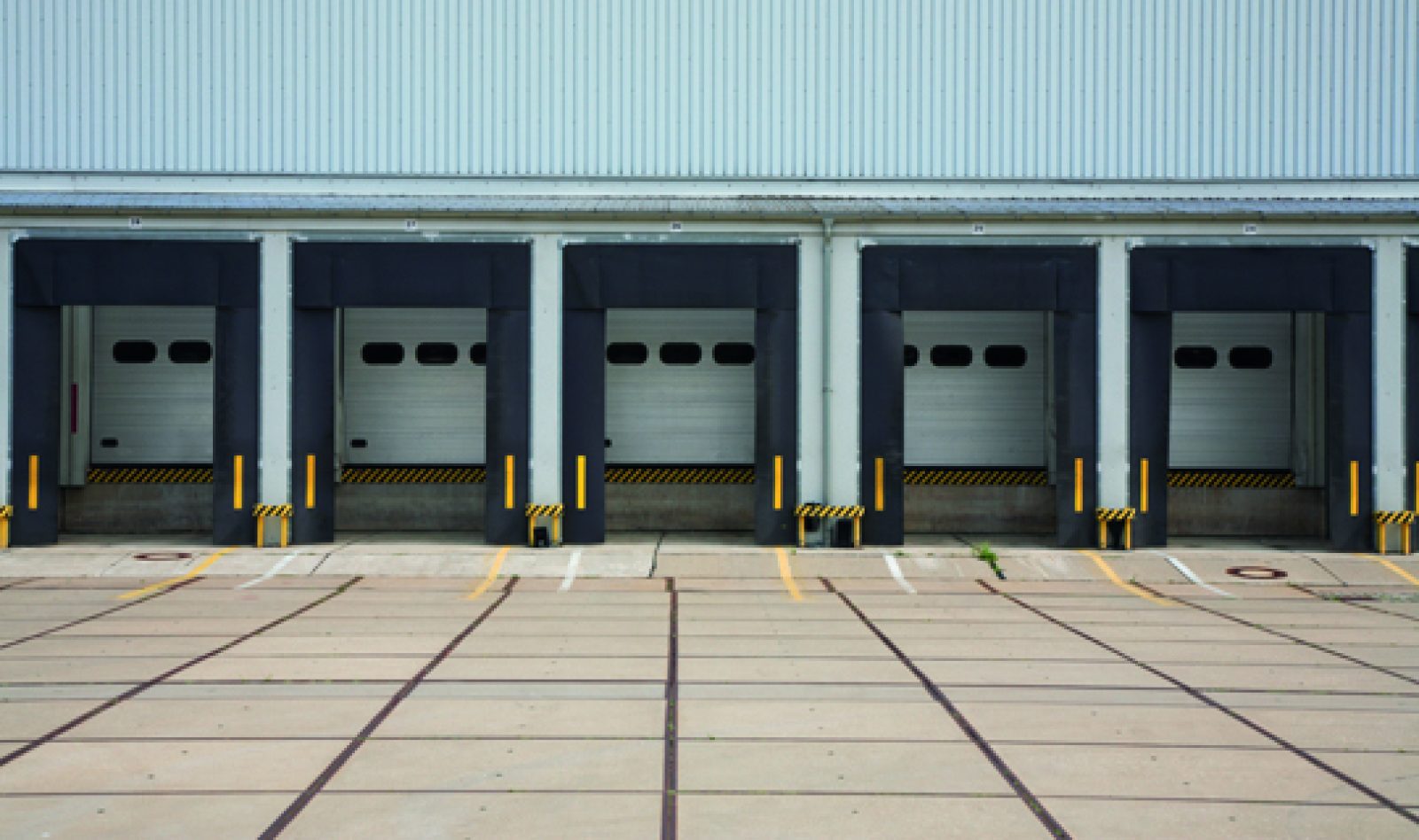 Loading Bay An toàn & An ninh 2024 - Door Plus Nguyên Phát