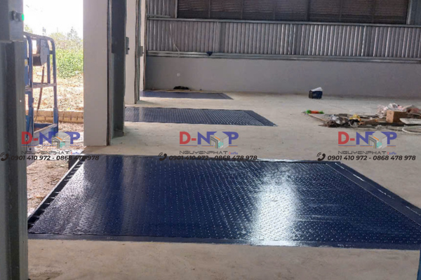 tai-trong-cua-san-nang-dock-leveler-door-plus-nguyen-phat-12