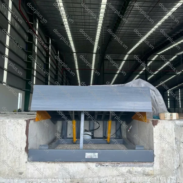 hydraulic-dock-leveler-nguyen-phat-door-plus-71